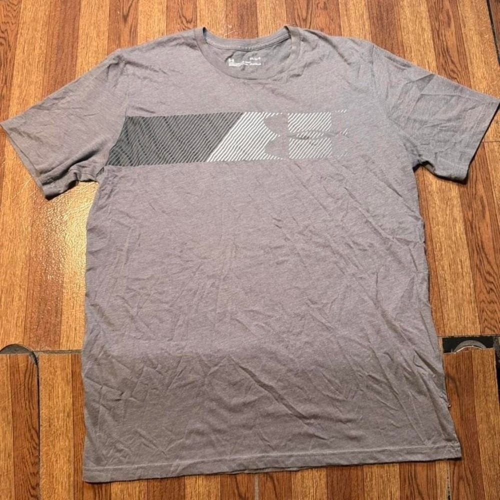 Under Armour Grey Heat Tech Retro Sportswear Running Train Shirt Fits Medium